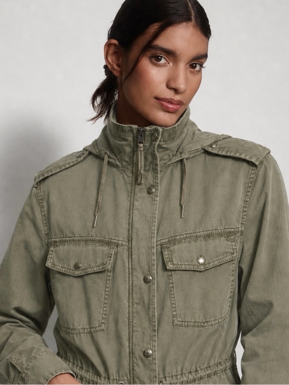 Aritzia TALULA Trooper Green Hooded Funnel Neck Utility Field Jacket Size S